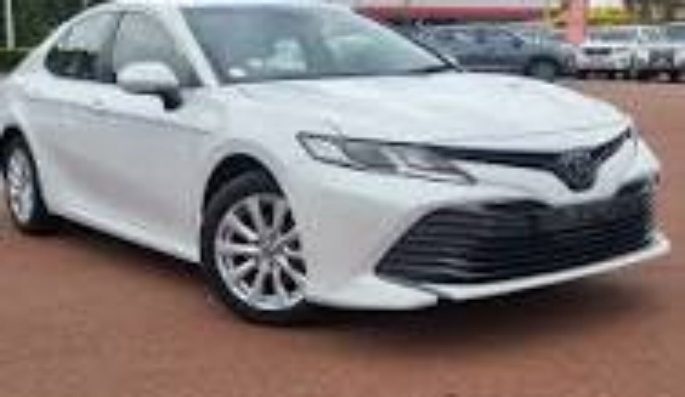 Toyota Camry 2020 hybrid