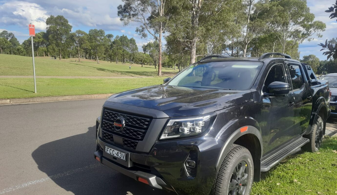 NISSAN-Navara-D23 2.3L DIE 7SPA P4X CREWCAB 2023 MODEL